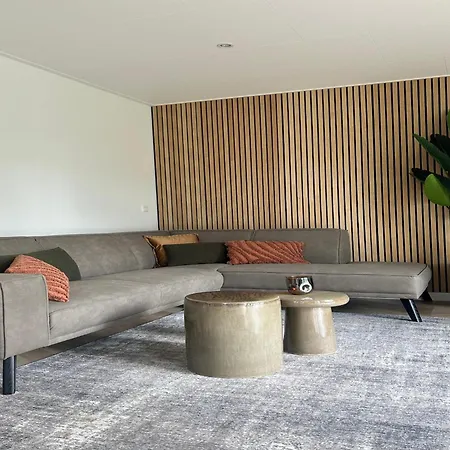 Welcoming For 8-guests * Ulicoten