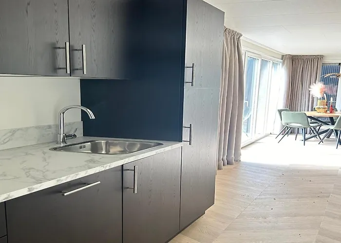 Welcoming For 8-guests Ulicoten